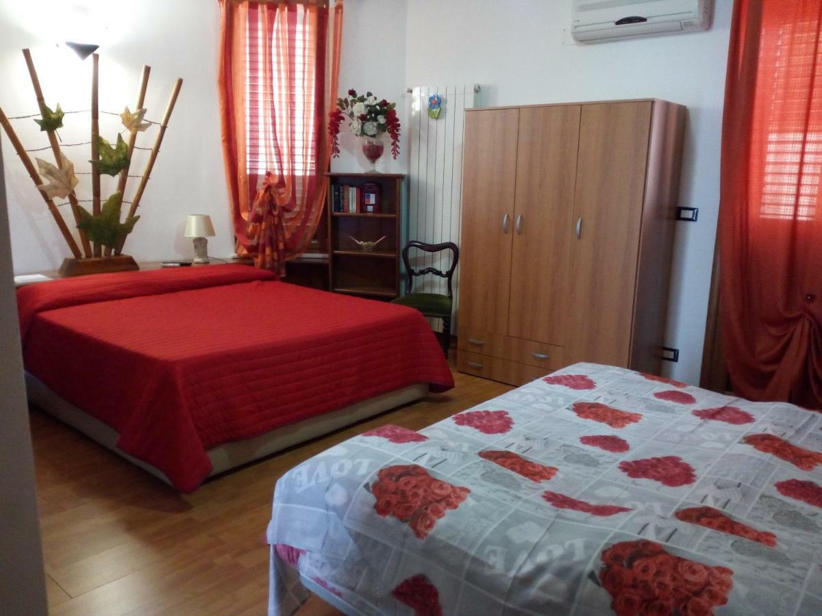 B&B Leonida Tarento Exterior foto