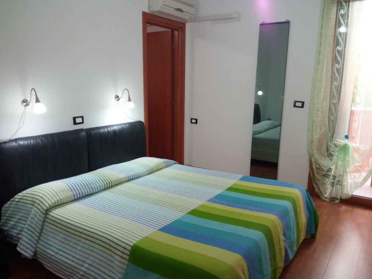 B&B Leonida Tarento Exterior foto